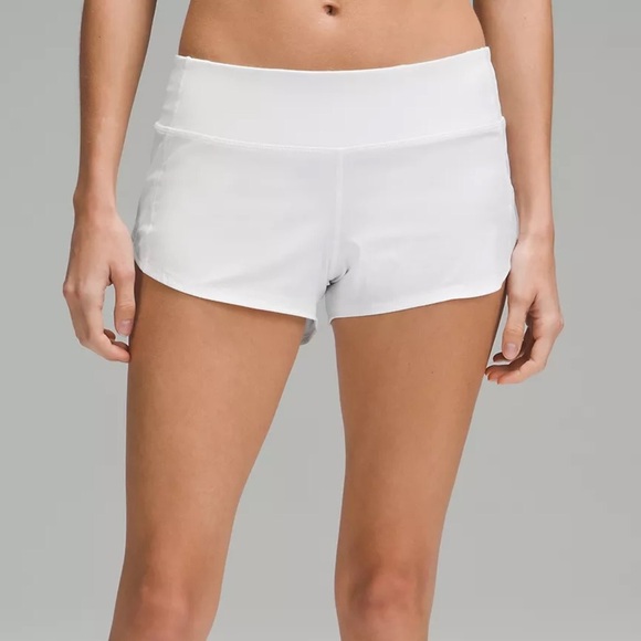 Lululemon • Speed Up Low Rise Lined Shorts - Picture 4 of 11